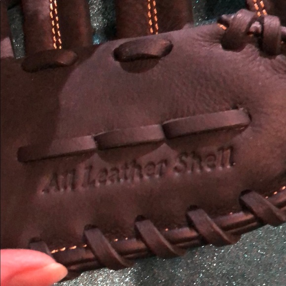 Rawlings RH glove 12 1/2 - Picture 4 of 5